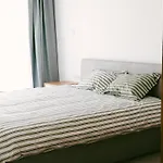 Caesar Deluxe Homes With Saunas, Spas, Waterparks & Beaches شقة