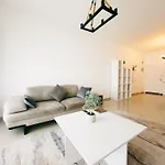 شقة Caesar Deluxe Homes With Saunas, Spas, Waterparks & Beaches Iskele District (Northern Cyprus)