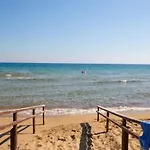 شقة Caesar Deluxe Homes With Saunas, Spas, Waterparks & Beaches *