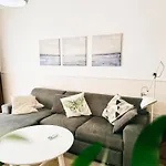 Caesar Deluxe Homes With Saunas, Spas, Waterparks & Beaches