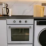 Caesar Deluxe Homes With Saunas, Spas, Waterparks & Beaches شقة *