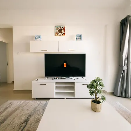 Caesar Deluxe Homes With Saunas, Spas, Waterparks & Beaches Apartamento