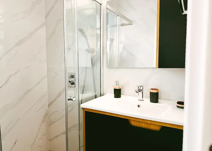 Caesar Deluxe Homes With Saunas, Spas, Waterparks & Beaches Apartament *