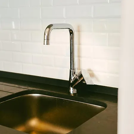 Caesar Deluxe Homes With Saunas, Spas, Waterparks & Beaches *