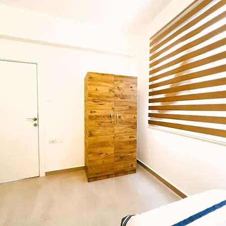 Caesar Deluxe Homes With Saunas, Spas, Waterparks & Beaches