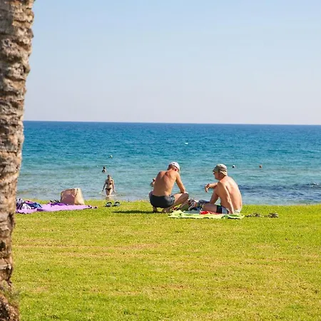 Caesar Resort Deluxe Homes With Saunas, Spas, Waterparks & Beaches Apartment *