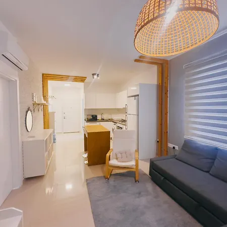 Caesar Deluxe Homes With Saunas, Spas, Waterparks & Beaches Apartment *