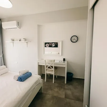 Apartment Caesar Deluxe Homes With Saunas, Spas, Waterparks & Beaches