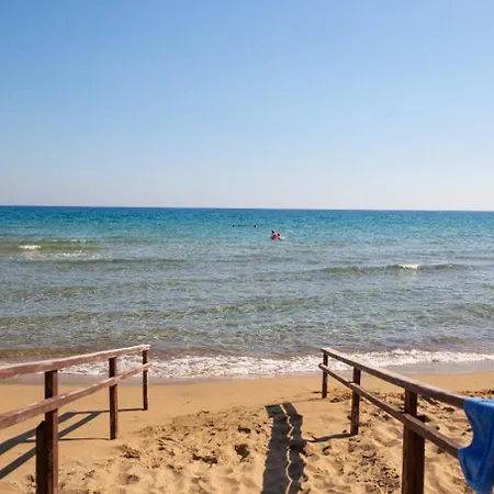 Apartmán Caesar Deluxe Homes With Saunas, Spas, Waterparks & Beaches *