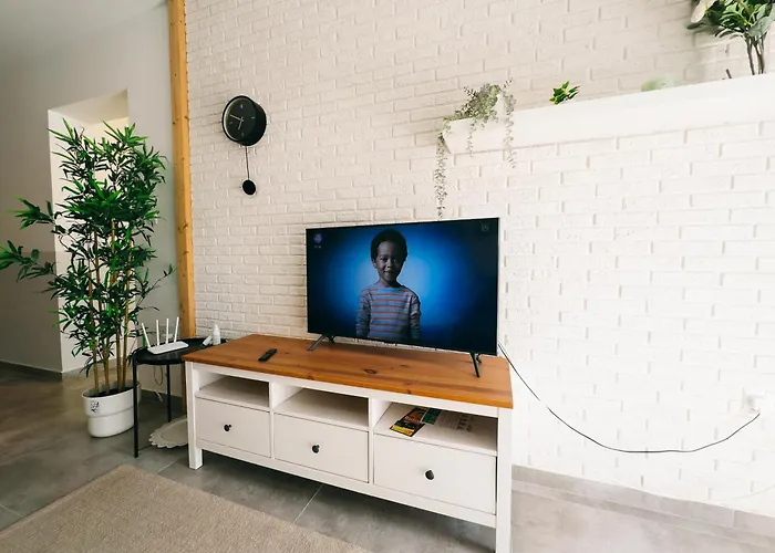 아파트 Caesar Deluxe Homes With Saunas, Spas, Waterparks & Beaches