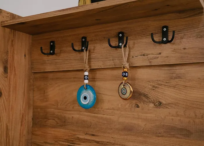 Caesar Deluxe Homes With Saunas, Spas, Waterparks & Beaches